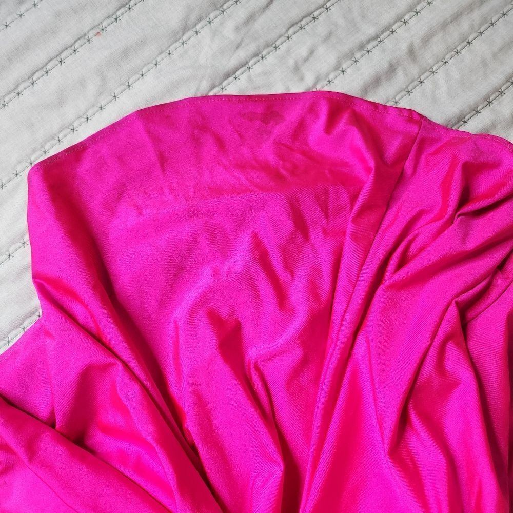 La Femme Hot Pink Ruched Scoop Modest Prom Sheath Dress - Picture 8 of 12